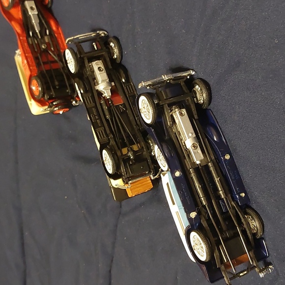 Set of 3 Metal Die-cast 1/43 scale early 1900s cars - Picture 7 of 7